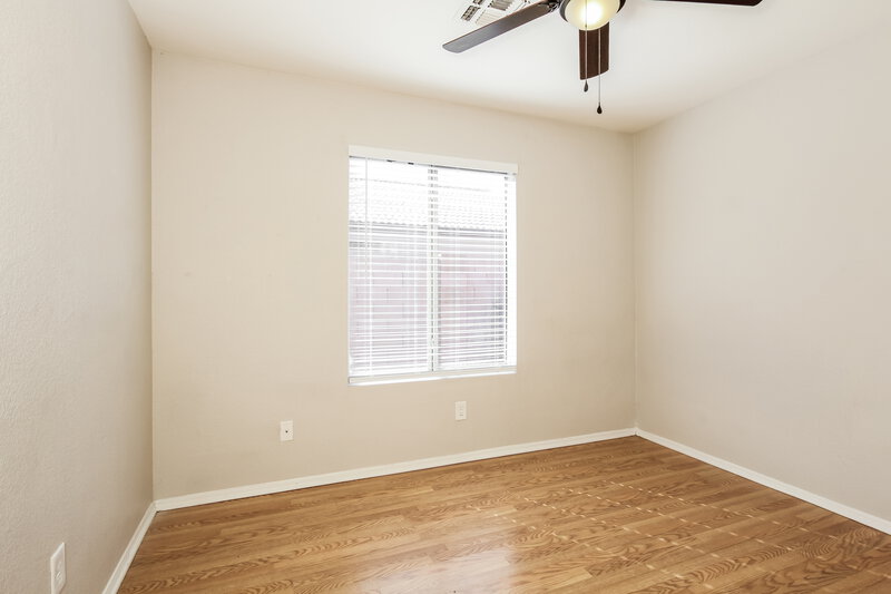 1,895/Mo, 2513 N 114th Avenue Avondale, AZ 85392 Bedroom View