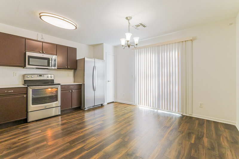 2,125/Mo, 8505 E Meseto Avenue Mesa, AZ 85209 Dining Room View