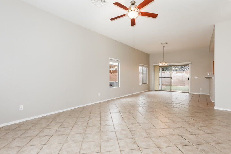 2,120/Mo, 6312 S Nash Way Chandler, AZ 85249 Living Room View