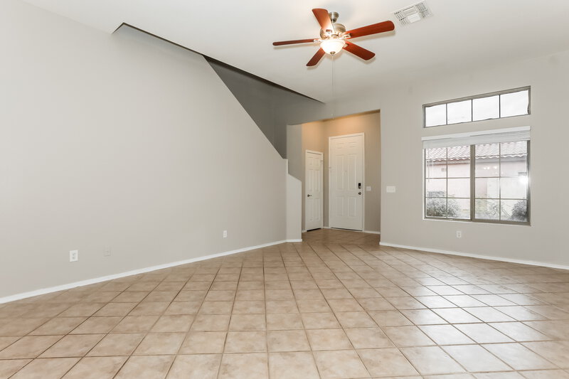 2,120/Mo, 6312 S Nash Way Chandler, AZ 85249 Living Room View 2