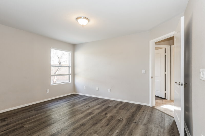 1,935/Mo, 1901 N 129th Avenue Avondale, AZ 85392 Office View