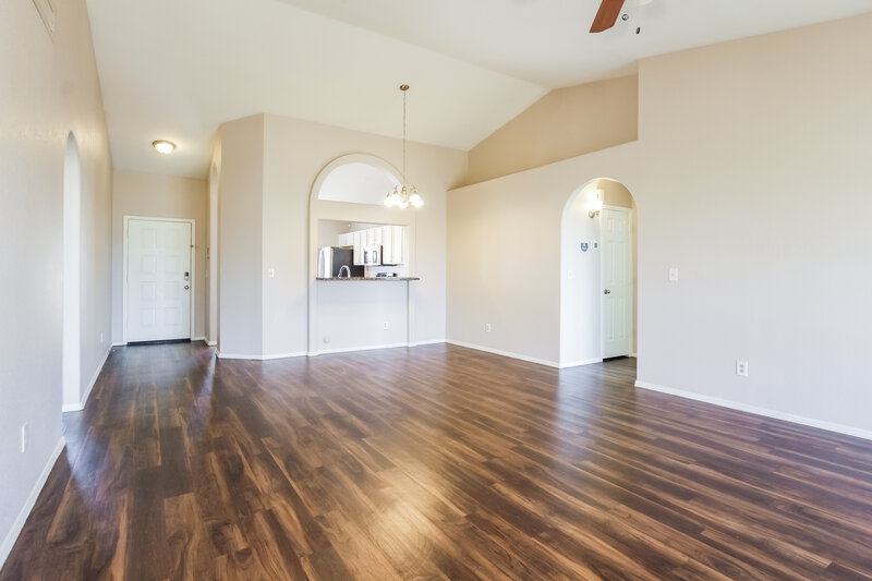 2,135/Mo, 8727 W Sierra Vista Drive Glendale, AZ 85305 Dining Room View
