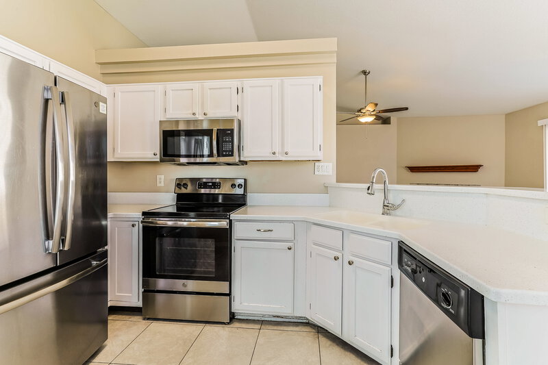 1,895/Mo, 8746 W Mclellan Road Glendale, AZ 85305 Kitchen View