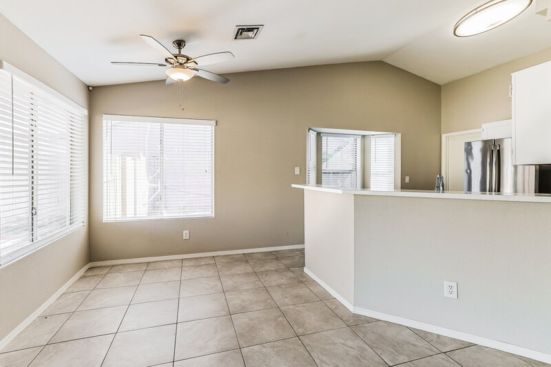 1,895/Mo, 8746 W Mclellan Road Glendale, AZ 85305 Kitchen View 2