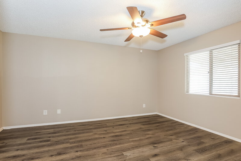 1,970/Mo, 4758 W Escuda Drive Glendale, AZ 85308 Main Bedroom View 2