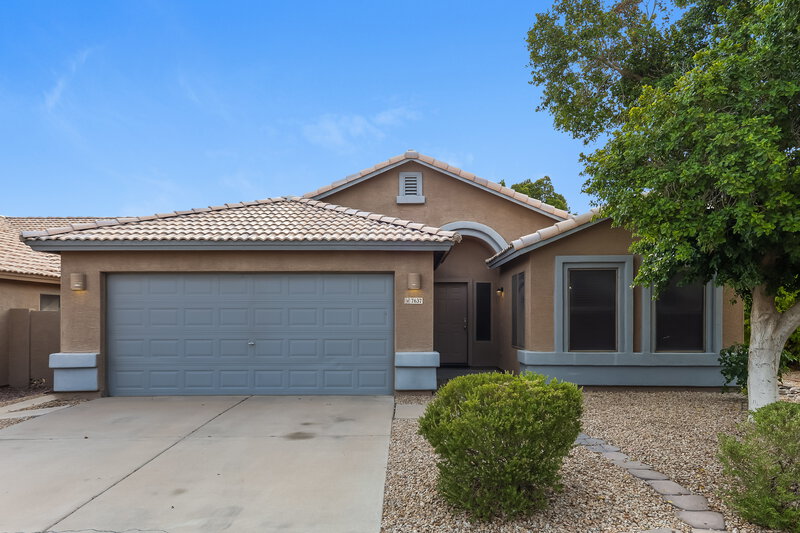 2,245/Mo, 7637 S 27th Way Phoenix, AZ 85042 External View