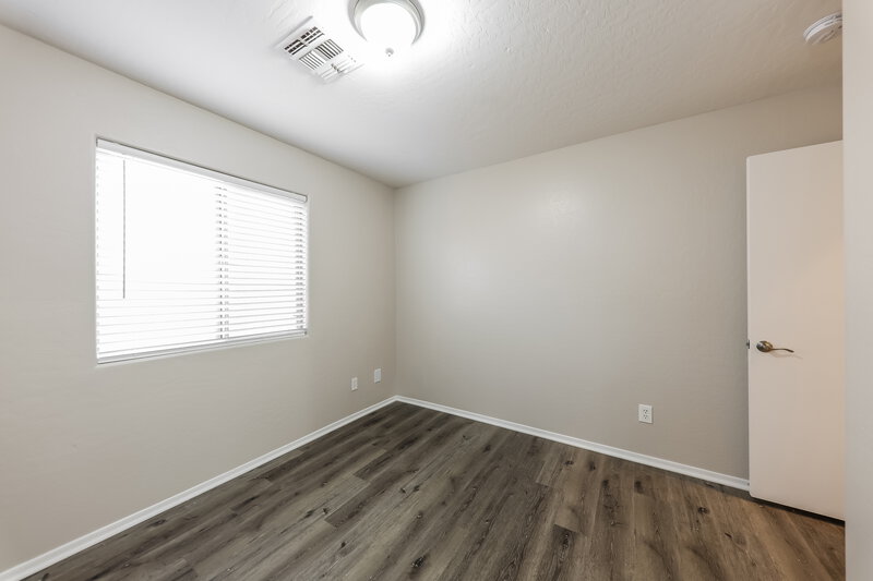 2,245/Mo, 7637 S 27th Way Phoenix, AZ 85042 Bedroom View