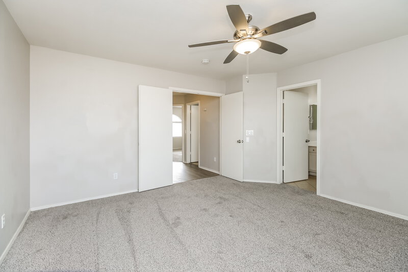 1,790/Mo, 11024 W Frier Drive Glendale, AZ 85307 Main Bedroom View 2