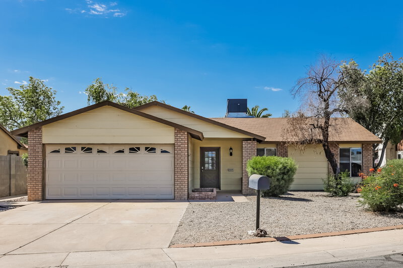 1,850/Mo, 10107 W Roma Avenue Phoenix, AZ 85037 External View