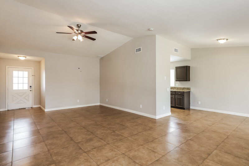 1,850/Mo, 10107 W Roma Avenue Phoenix, AZ 85037 Living Room View 2