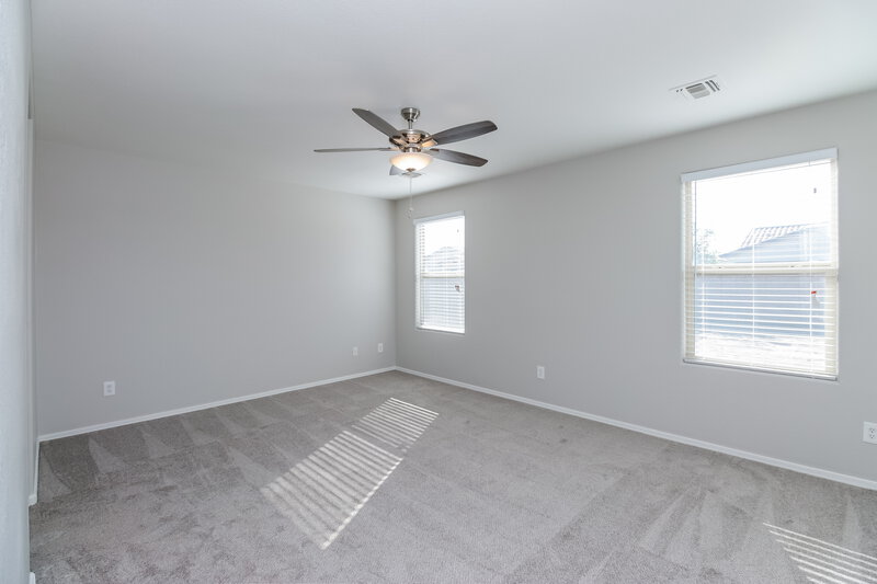 1,925/Mo, 935 E Kelsi Avenue San Tan Valley, AZ 85140 Master Bedroom View