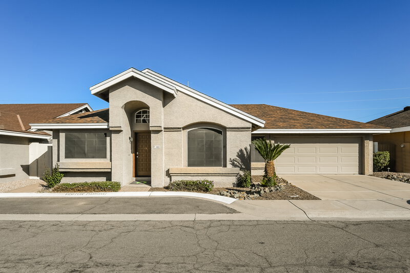 2,070/Mo, 1102 E Villa Theresa Dr Phoenix, AZ 85022 External View