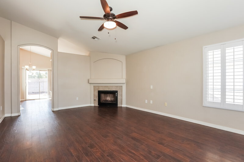 2,200/Mo, 867 E Morelos Street Chandler, AZ 85225 Living Room View