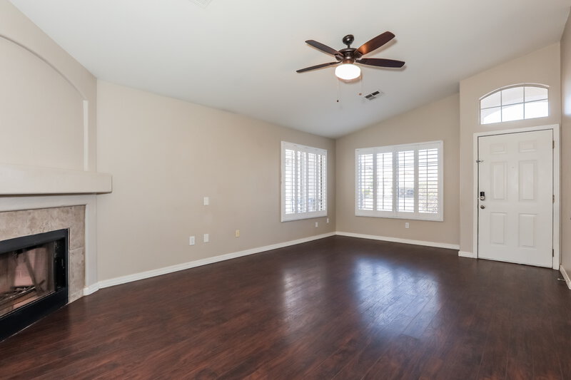 2,200/Mo, 867 E Morelos Street Chandler, AZ 85225 Living Room View 3