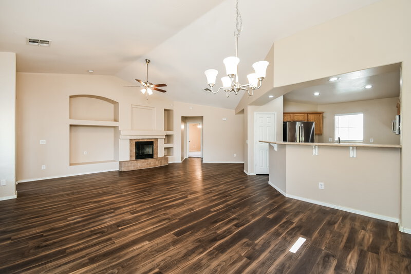 2,195/Mo, 2540 W Silver Streak Way Queen Creek, AZ 85142 Dining Room View