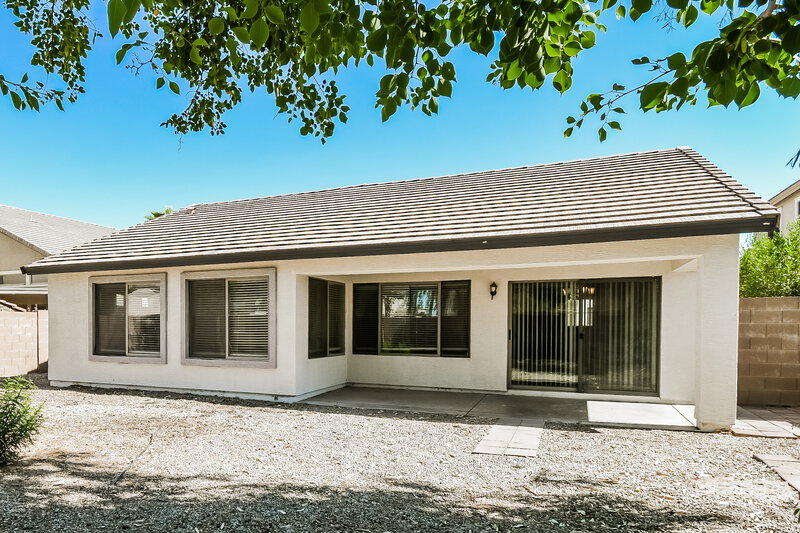 2,195/Mo, 2540 W Silver Streak Way Queen Creek, AZ 85142 Rear View 2