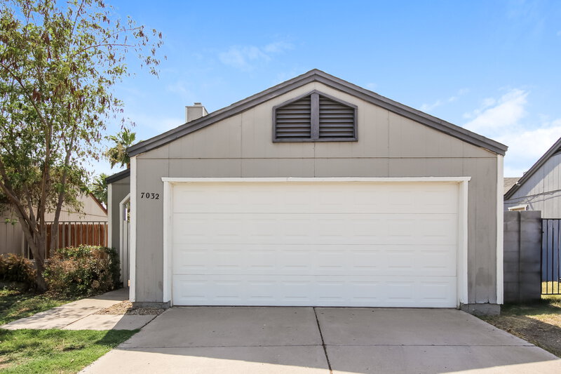 2,165/Mo, 7032 S 44th Street Phoenix, AZ 85042 External View