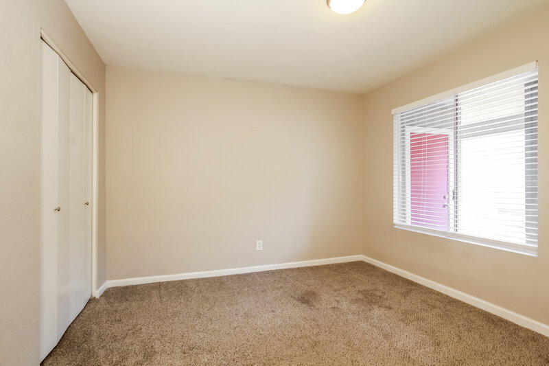 2,165/Mo, 7032 S 44th Street Phoenix, AZ 85042 Bedroom View 3