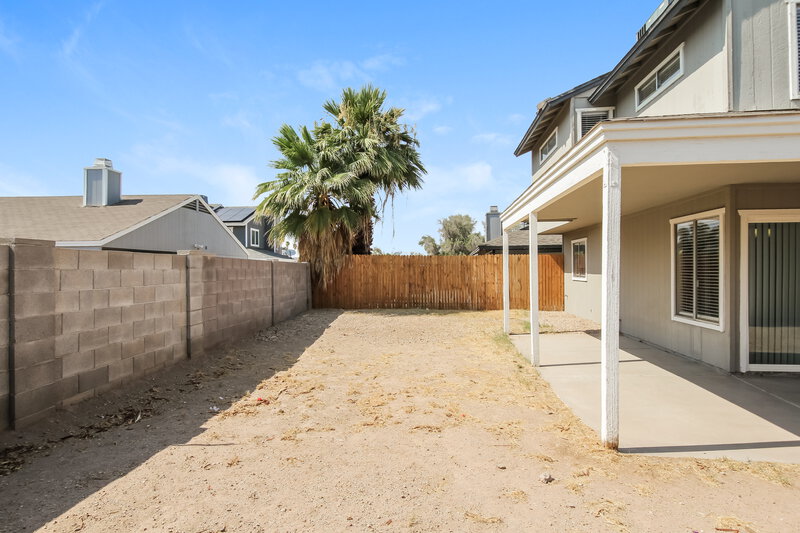 2,165/Mo, 7032 S 44th Street Phoenix, AZ 85042 Rear View