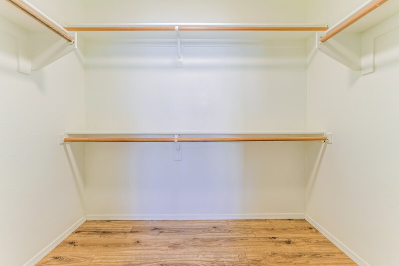 1,705/Mo, 1110 E Vernoa Street San Tan Valley, AZ 85140 Walk In Closet View