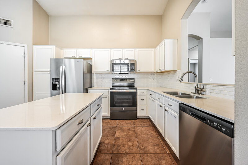 1,965/Mo, 13602 N 82nd Avenue Peoria, AZ 85381 Kitchen View