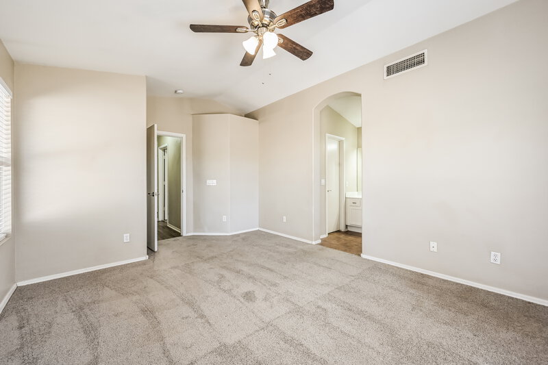 1,965/Mo, 13602 N 82nd Avenue Peoria, AZ 85381 Main Bedroom View