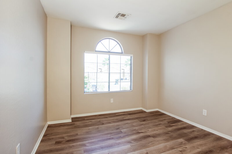 1,845/Mo, 12529 W Santa Fe Lane El Mirage, AZ 85335 Bedroom View 2