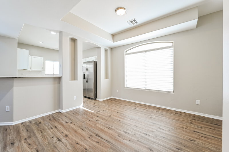 1,810/Mo, 22231 N 29th Dr Phoenix, AZ 85027 Living Room View