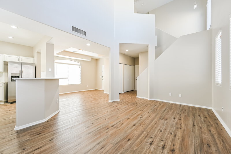 1,810/Mo, 22231 N 29th Dr Phoenix, AZ 85027 Dining Room View