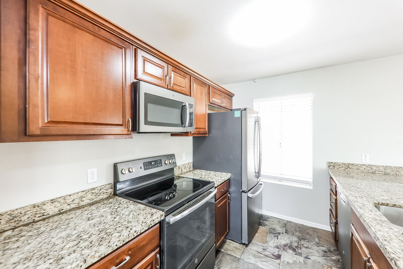 1,855/Mo, 3310 W Rose Garden Ln Phoenix, AZ 85027 Kitchen View 2