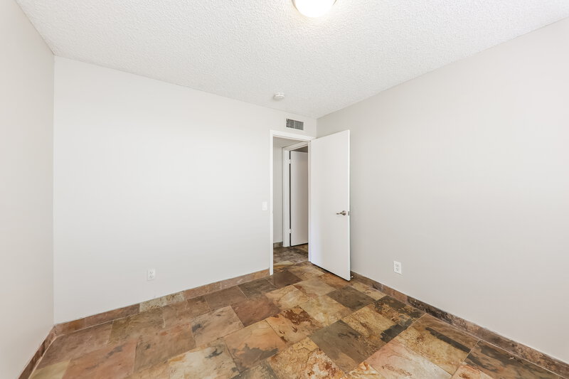 1,855/Mo, 3310 W Rose Garden Ln Phoenix, AZ 85027 Bedroom View 2