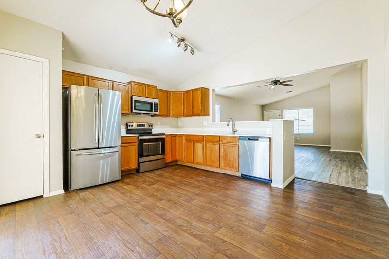 1,690/Mo, 1453 E Kelsi Ave San Tan Valley, AZ 85140 Dining Room View