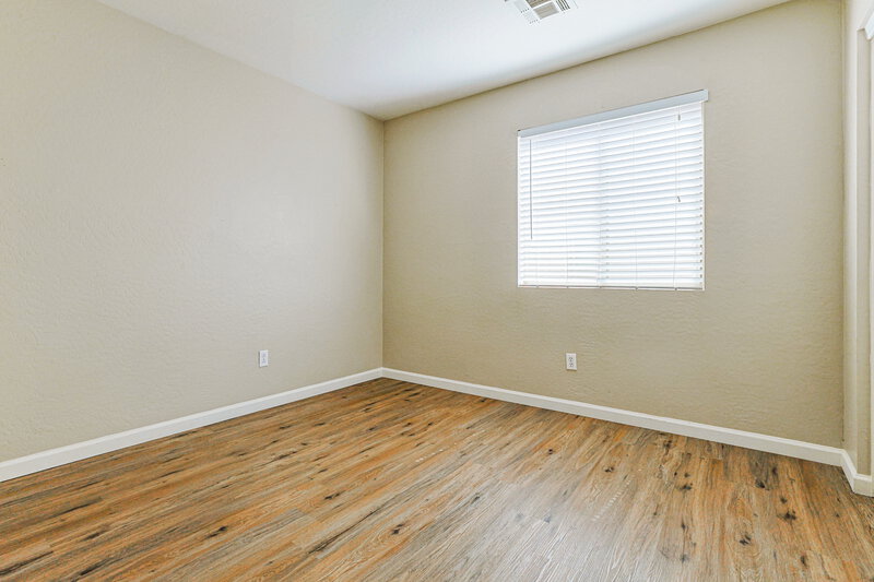 1,690/Mo, 1453 E Kelsi Ave San Tan Valley, AZ 85140 Bedroom View