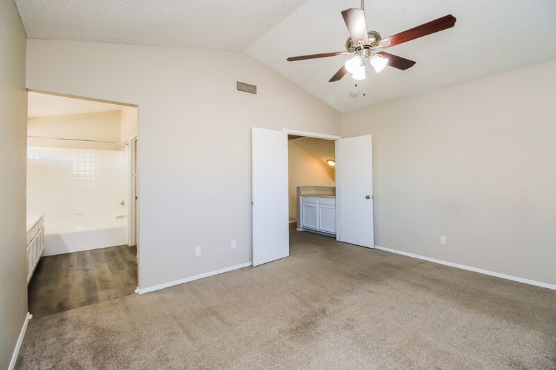 2,710/Mo, 1440 E Park Avenue Chandler, AZ 85225 Main Bedroom View 2