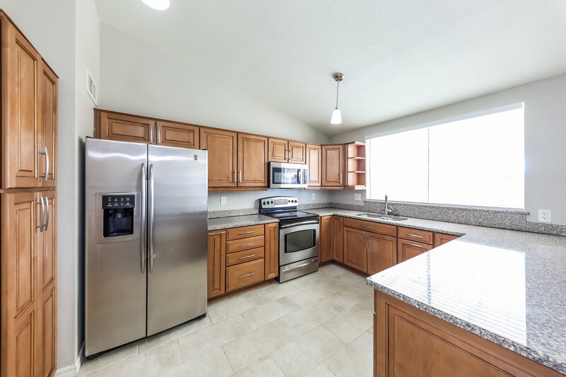 1,925/Mo, 4761 W Villa Maria Drive Glendale, AZ 85308 Kitchen View