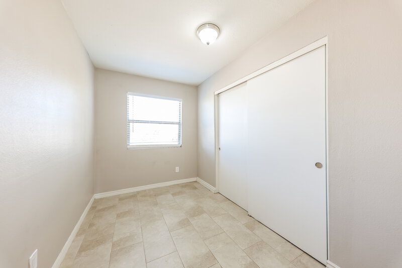 1,925/Mo, 4761 W Villa Maria Drive Glendale, AZ 85308 Bedroom View