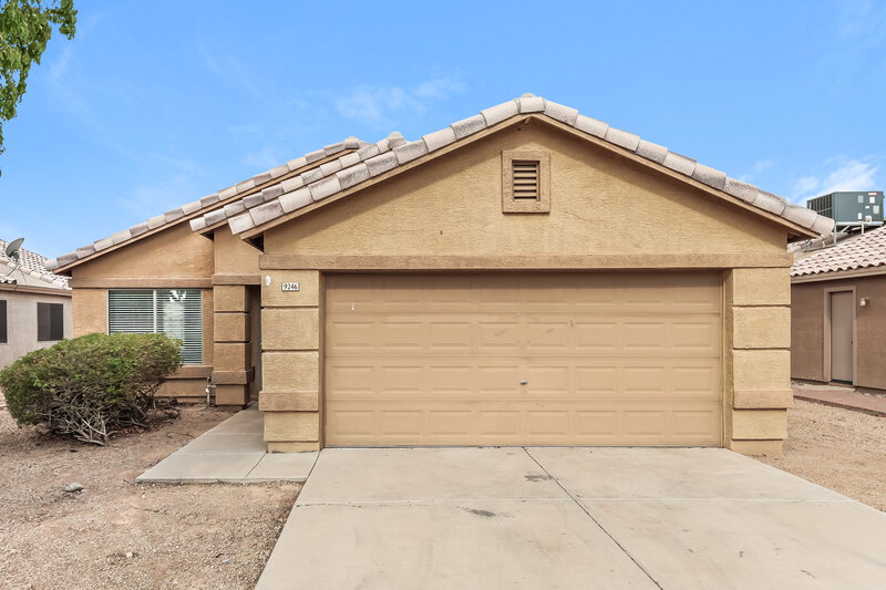 1,850/Mo, 9246 N 86th Avenue Peoria, AZ 85345 External View