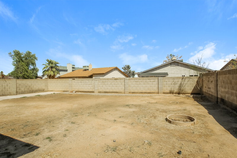 2,295/Mo, 6601 S 17th Place Phoenix, AZ 85042 Rear View