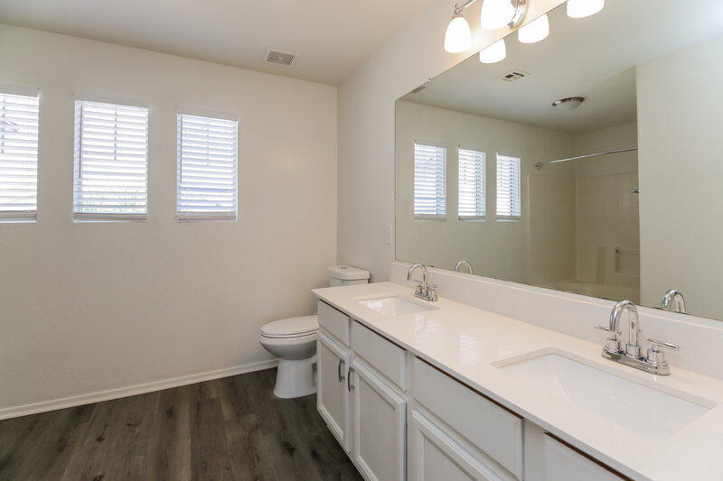 2,315/Mo, 10625 E Plata Avenue Mesa, AZ 85212 Master Bathroom View