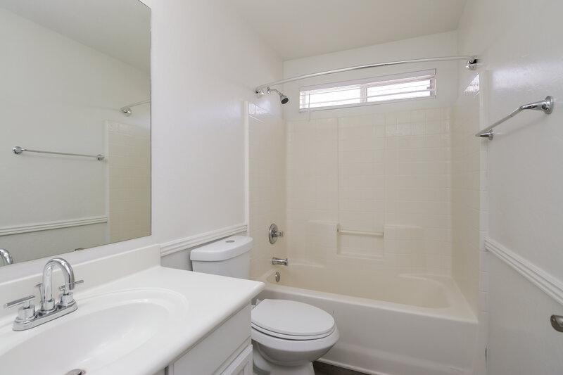 2,315/Mo, 10625 E Plata Avenue Mesa, AZ 85212 Bathroom View
