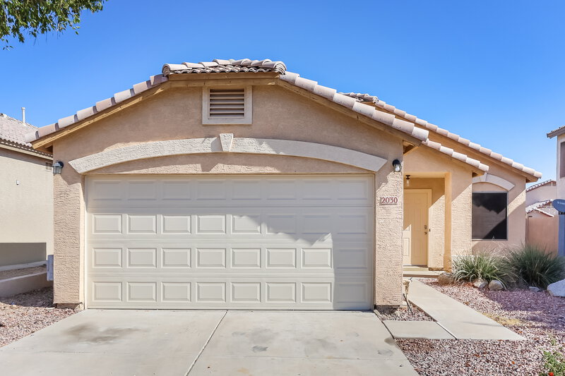 2,115/Mo, 2030 E Wahalla Ln Phoenix, AZ 85024 External View