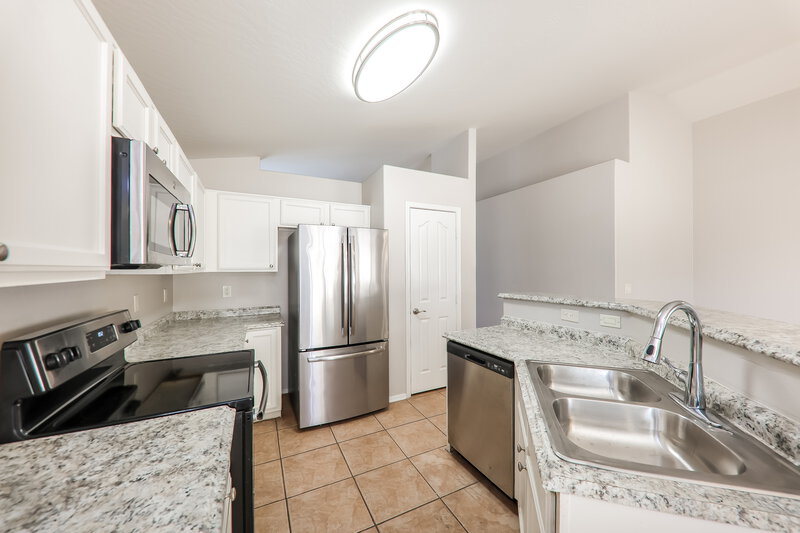 2,115/Mo, 2030 E Wahalla Ln Phoenix, AZ 85024 Kitchen View