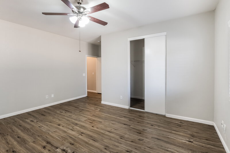 2,115/Mo, 6522 W Elwood Street Phoenix, AZ 85043 Main Bedroom View 2