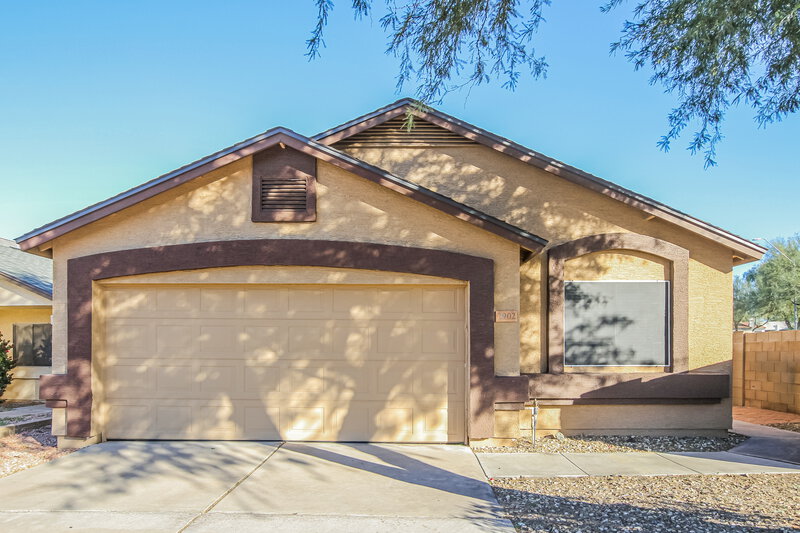 2,160/Mo, 2902 W Irma Lane Phoenix, AZ 85027 External View