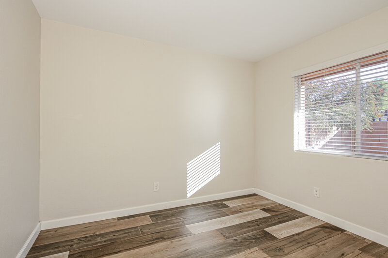 2,160/Mo, 2902 W Irma Lane Phoenix, AZ 85027 Bedroom View