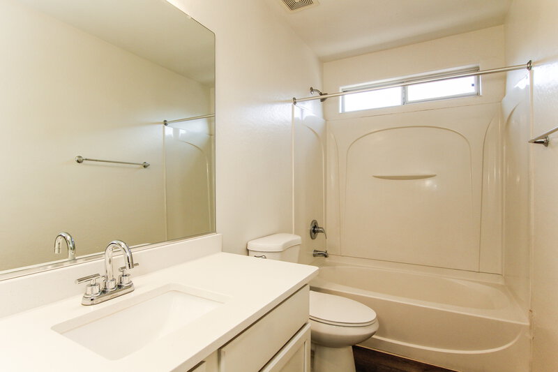 1,785/Mo, 22231 W Lasso Ln Buckeye, AZ 85326 Bathroom View 2