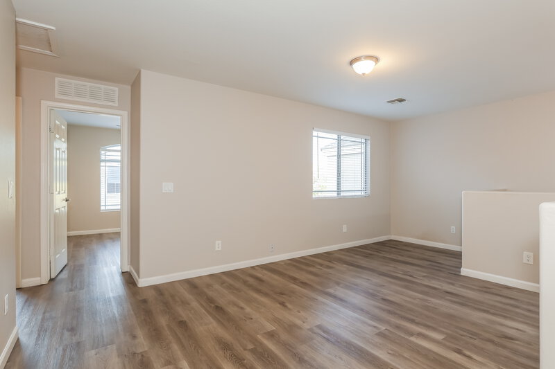 1,990/Mo, 13023 W Lawrence Road Glendale, AZ 85307 Family Room View