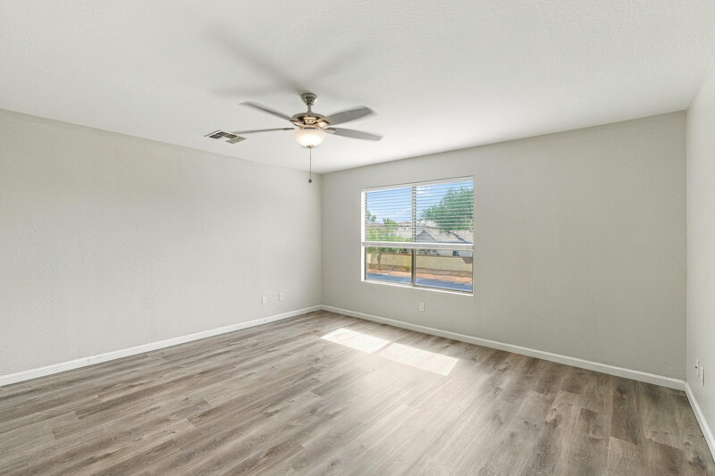 2,030/Mo, 13023 W Lawrence Road Glendale, AZ 85307 Primary Bedroom View