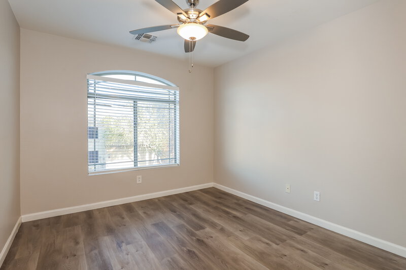 1,990/Mo, 13023 W Lawrence Road Glendale, AZ 85307 Bedroom View