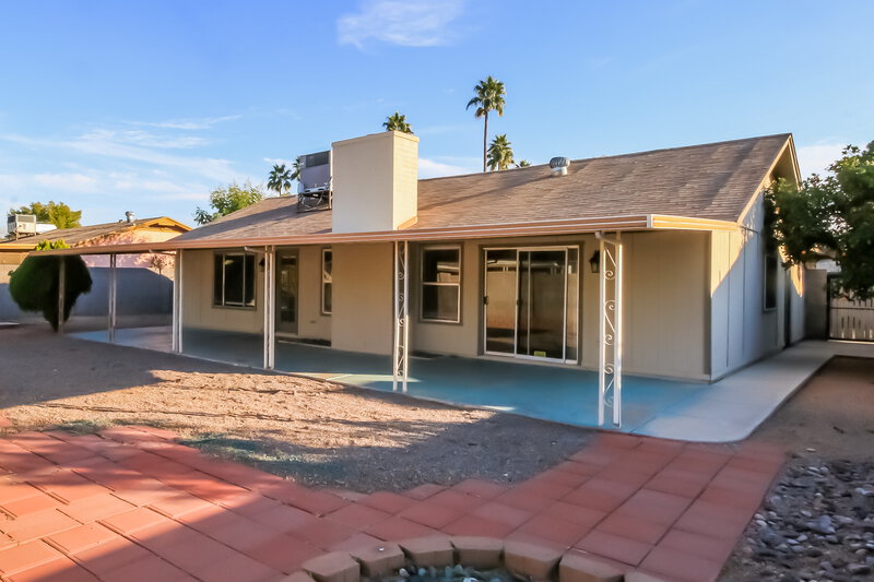 2,305/Mo, 3060 E Emelita Ave Mesa, AZ 85204 Rear View